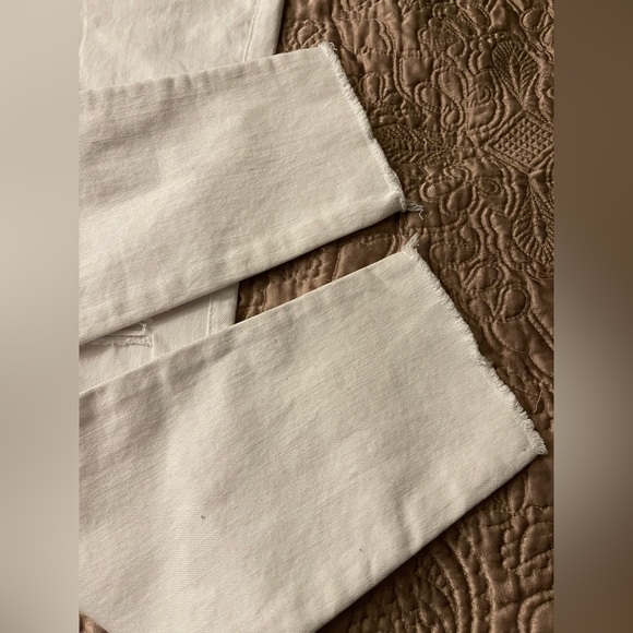 THE RIPPED SKINNY JEANS - Picture 8 of 8